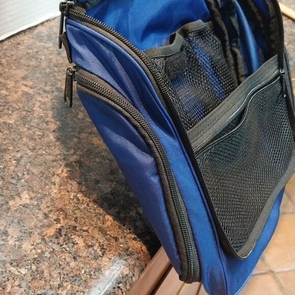 UNISEX L.L. Bean 2 Piece  Blue Travel Toiletry Bag with Hanging Hook...New witho - Picture 6 of 10